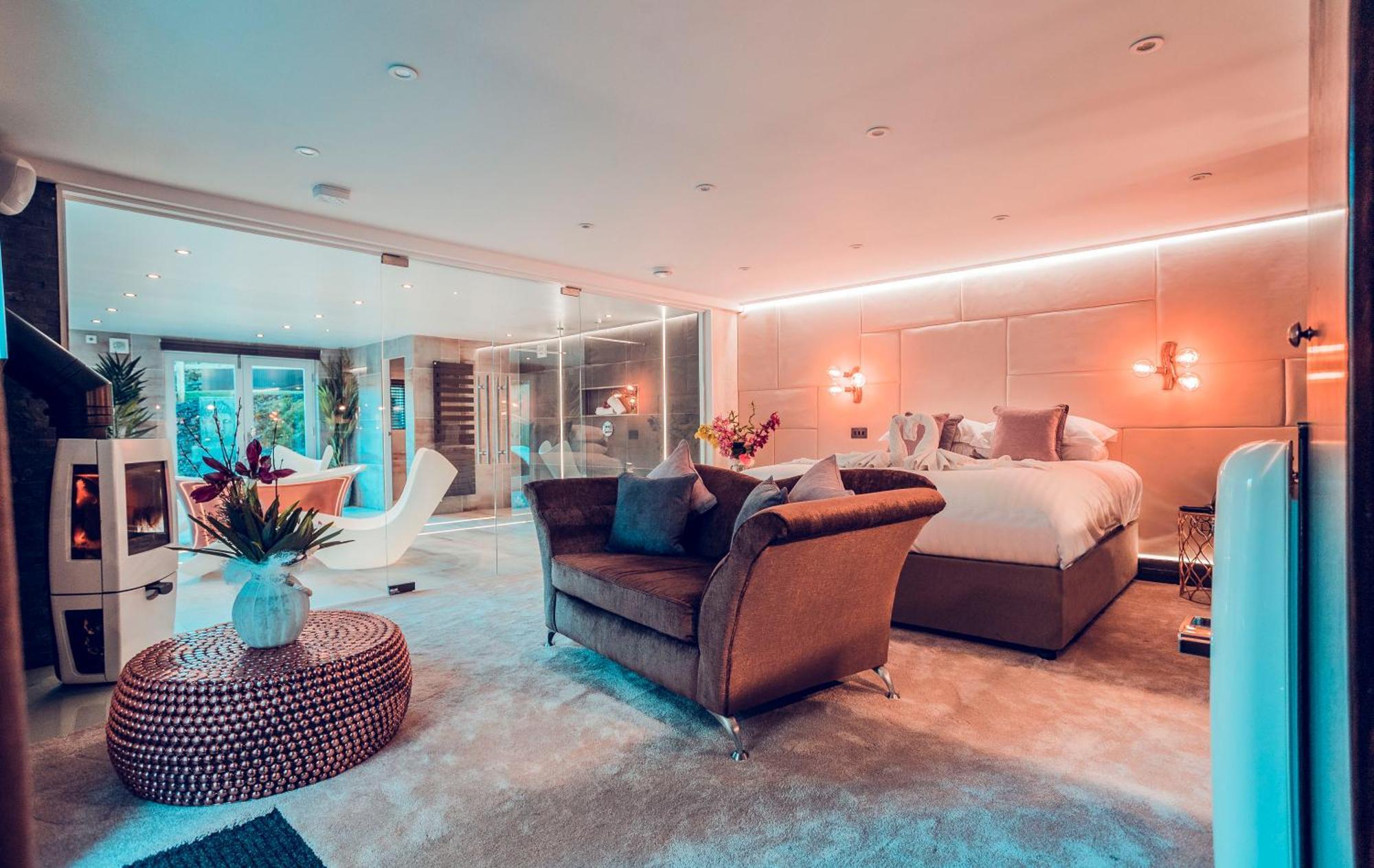 Aphrodites Group - Luxury Hot Tub Suites In Central Lake District! Боунес-он-Уиндермер Экстерьер фото